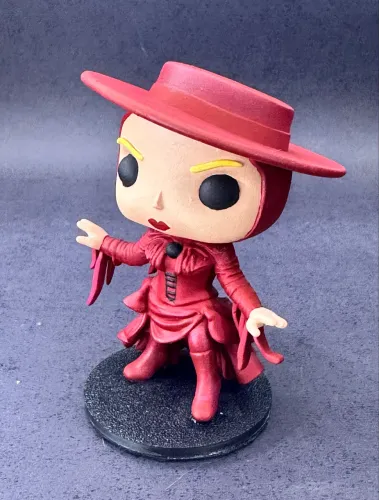 Mini funko Lady Gaga feito em resina