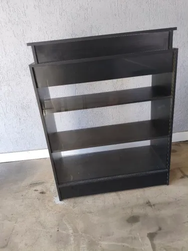Balcão Caixa / Atendimento com Vitrine de Vidro e Gaveta com Chave - Preto