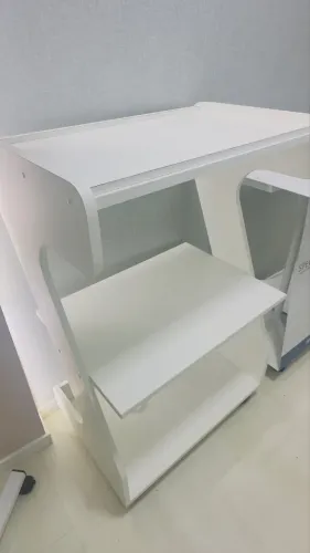 Carrinho auxiliar em Z