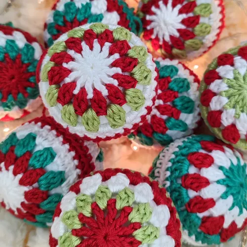 Bolas de Natal de Crochê - Kit com 12