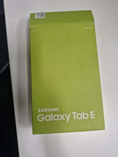 Tablet Galaxy Tab E T561M