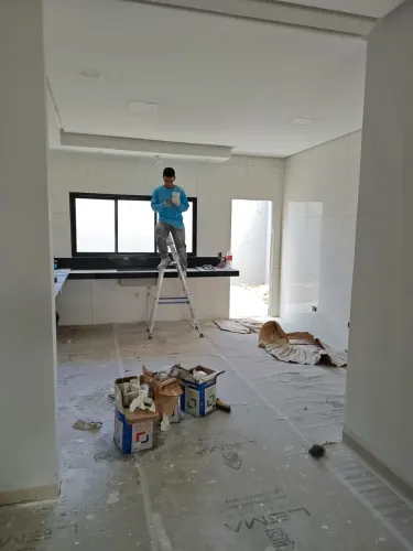 Pintor residencial comercial e decorativo