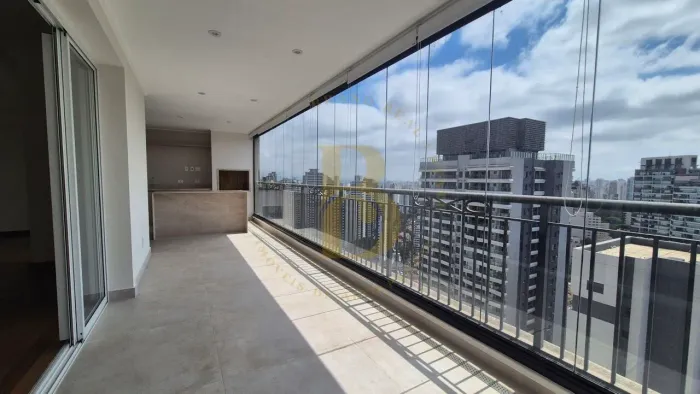Apartamento á venda de 184m², com 3 suítes e 4 vagas no bairro Paraíso