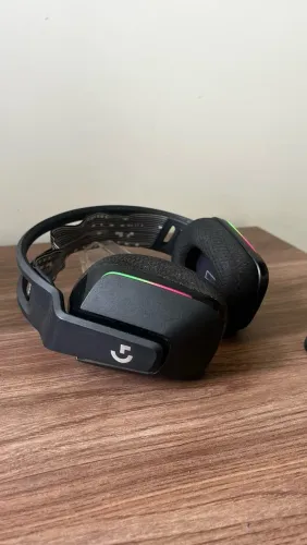 Logitech G733