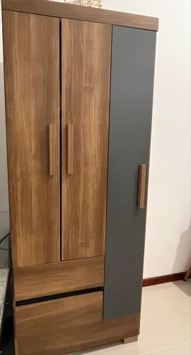 Guarda roupa pequeno novo!!