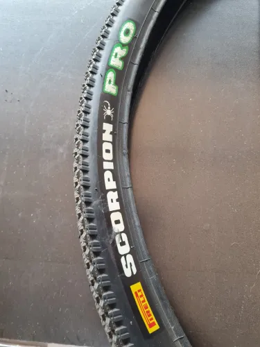 Pneu Pirelli Scorpion mtb aro 29 2.2