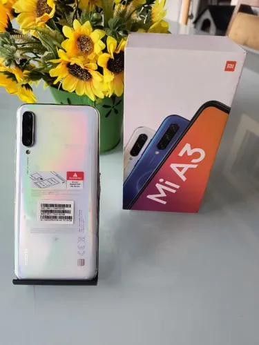 Xiaomi mi A3 64GB BIOMETRIA NA TELA OLED 