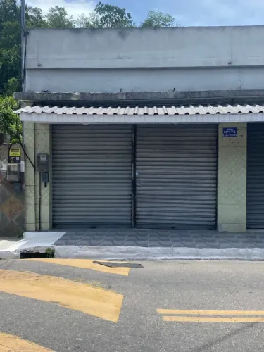 Loja para locação em Piabetá