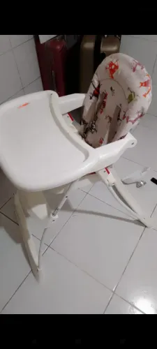 Cadeira de alimentação