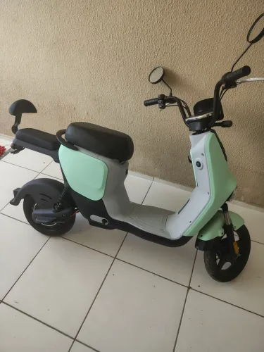 Bicicleta moto scooter elétrica