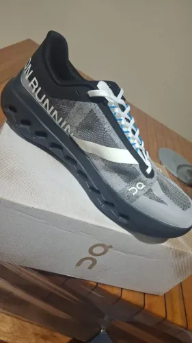 Tênis Cloudsurfer Next Lumos