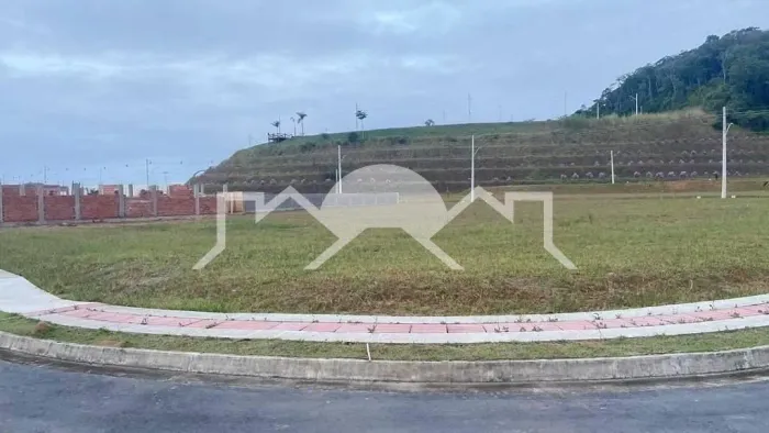 Terreno de Esquina na Reserva do Mirante