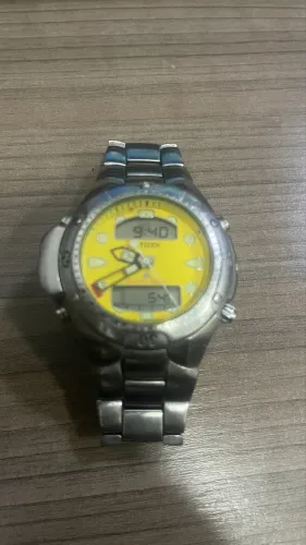 Citzen Aqualand 1060 Amarelo