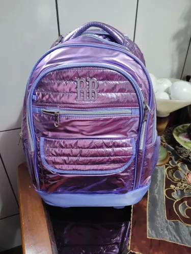 Mochila Rebeca bombom rodinha 