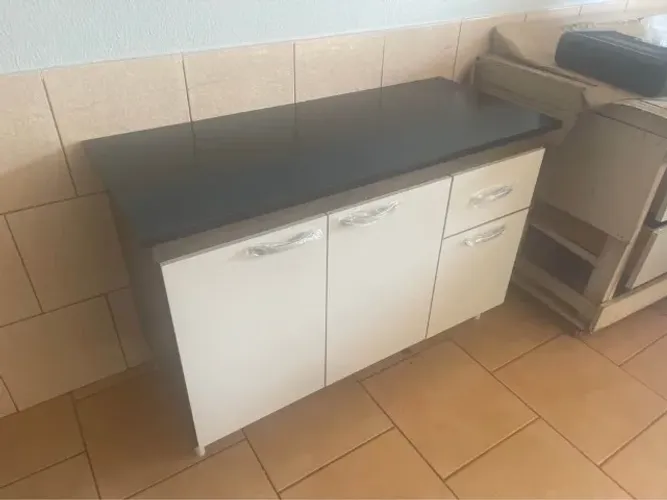 Balcão Com Tampo MDF