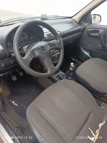 Chevrolet Corsa SED Class.life 1.0/1.0 Flexpower (álcool) 2005