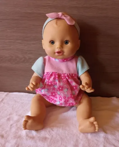 Boneca Litlle momy fraldinha mágica 
