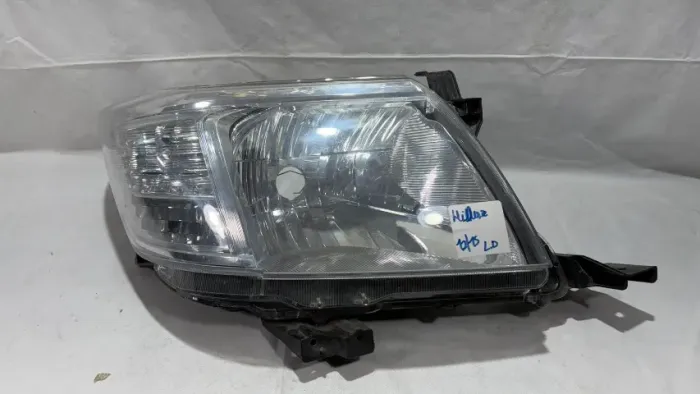Farol Hilux 2012/2015