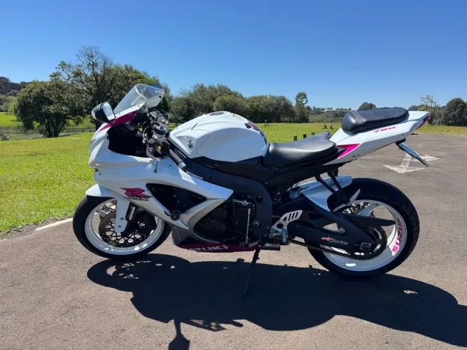 Suzuki GSX-R 750