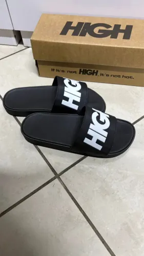 Chinelo High