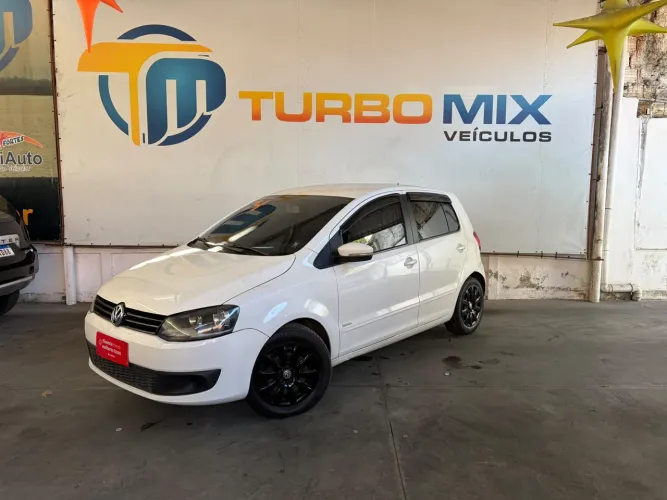 Volkswagen Fox 1.0 MI Total Flex 8V 5P 2014