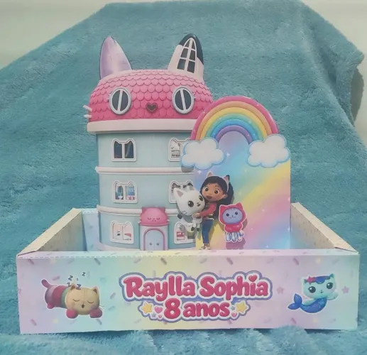 Caixa cenário personalizada 300 modelo e personagem