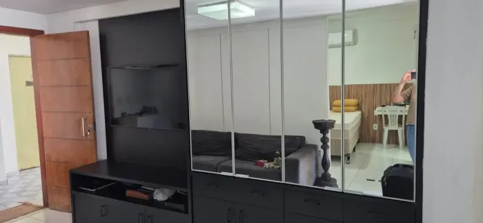 Amaralina, 39m², 1/4 mobiliado e climatizado com garagem