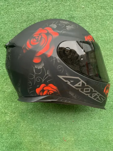 Capacete Axxis Floral + viseira brinde tamanho 57/58 M