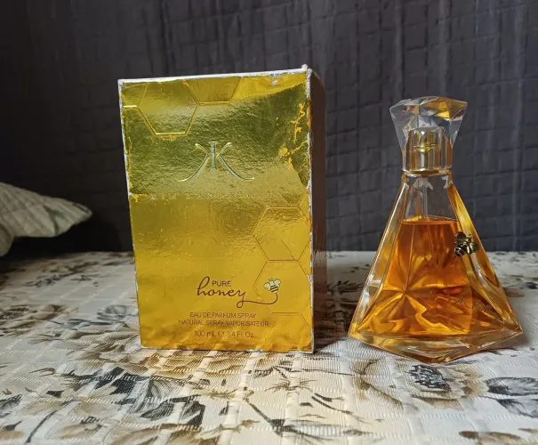 Perfume Kim Kardashian Pure Honey!