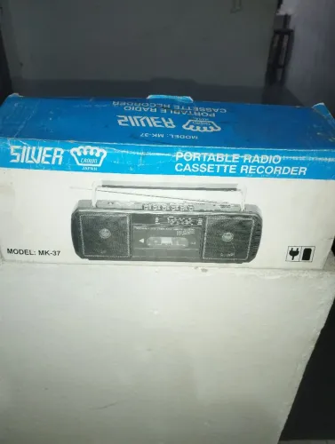 Rádio Cassete Am e FM .