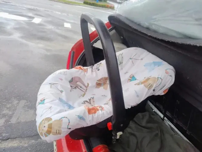 BEBÊ CONFORTO MUITO NOVO 