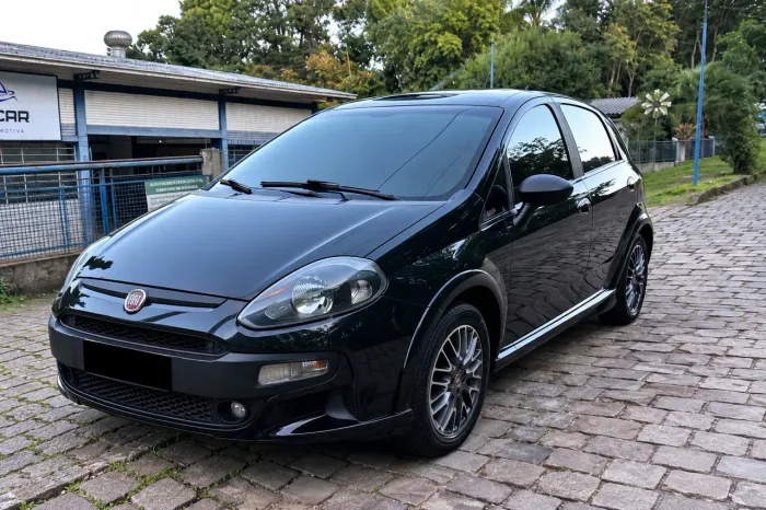Fiat Punto Blackmotion 1.8 Flex 16V 5P. 2014