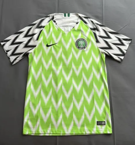 Camisa Nigéria 2018 Verde e Branca Copa do Mundo Modelo Icônico Super Eagles