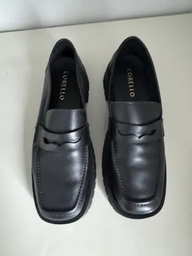 Sapato mocassim tratorado