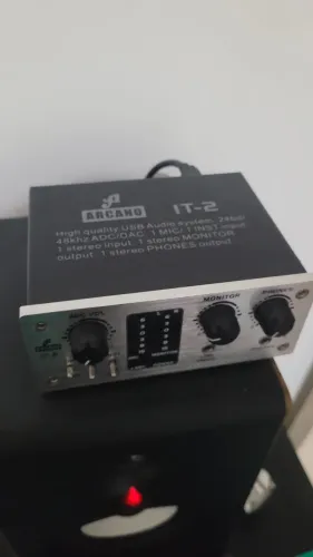 Interface de audio arcano i-t2