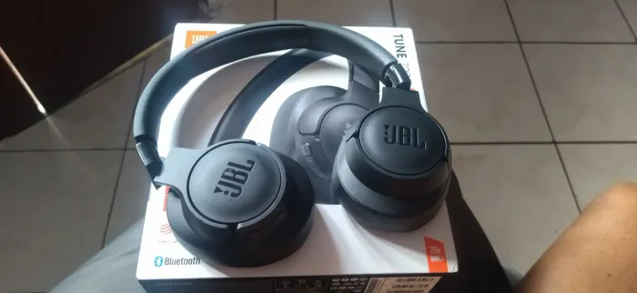 Fone JBL tune 720 