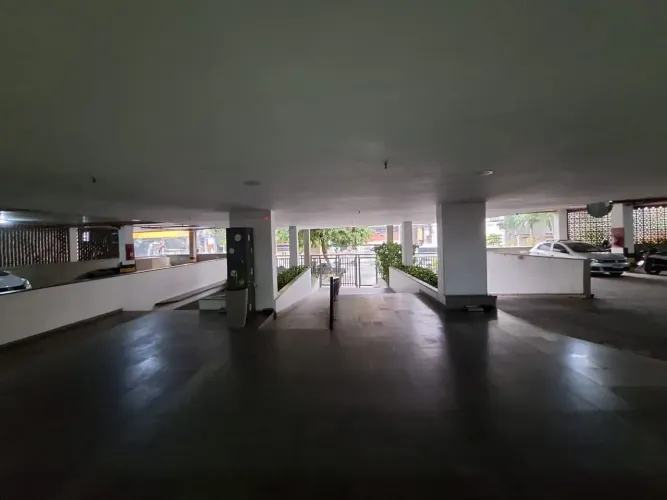 Apartamento para aluguel com 115 metros quadrados com 2 quartos