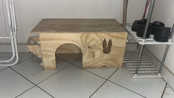 Casa pra coelho, porquinho da índia, gato ou cachorro 