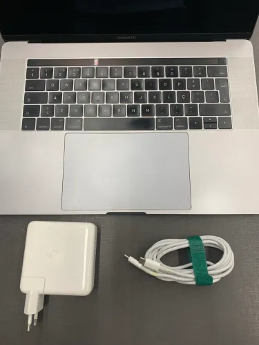 MacBook Pro 2016 i7 - 1tb - 16 ram