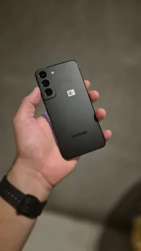 Galaxy s22 128gb / 8gb de ram 