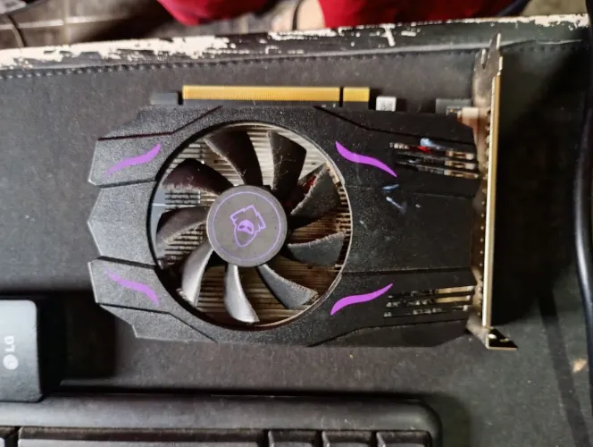 Placa de vídeo RX550 4gbs AMD marca Mancer<br>Saída: DVI, displayport, HDMI