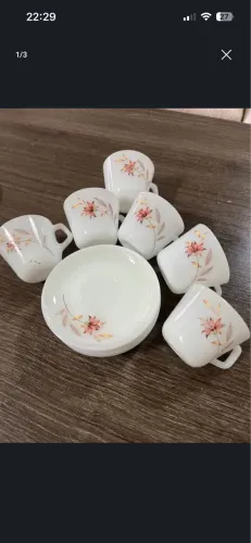 Lindas xicrinhas de café termo rey