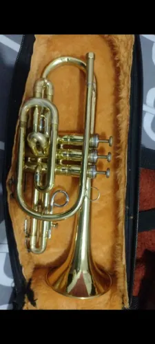 TROMPETE MARCA CONET CONDUCTOR.