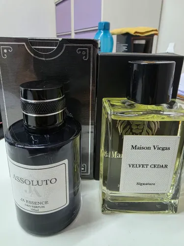 KIT 2 PERFUMES, ASSOLUTO E VELVET CEDAR.