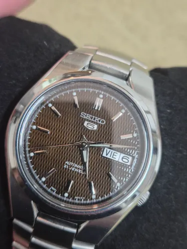 relógio seiko 5 automático snk605 "chocolate" - impecável