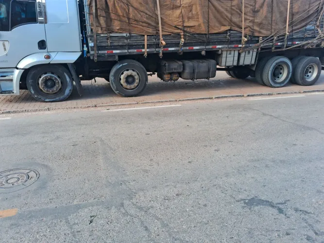 Troca caminhonrte carro parcela 50 mil