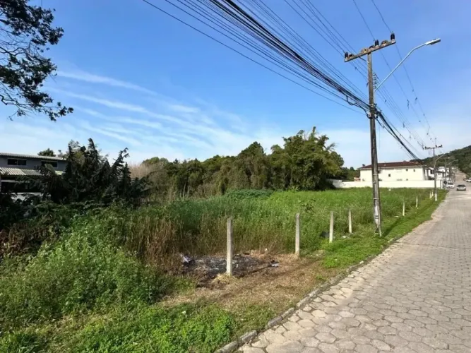 Terreno em Areias São José com 360 m2