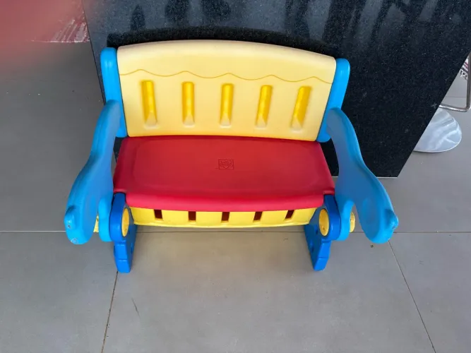 Mesa Infantil Grow?n Up 3 em 1 - Banco, Mesa e Baú