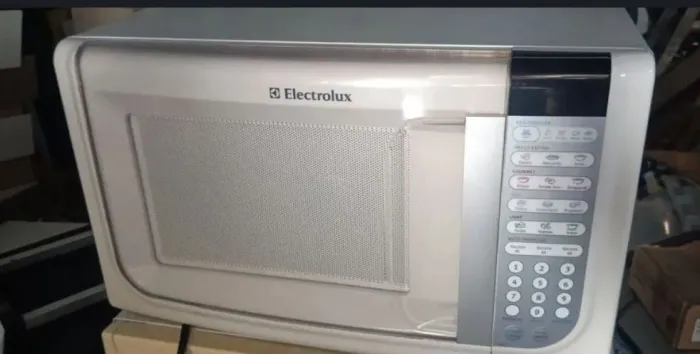 Microondas Electrolux 127v - 31 litros 