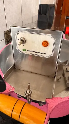 Panela para mexer doces